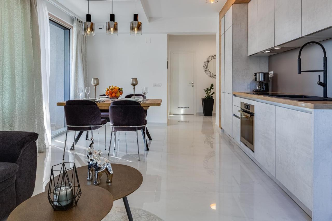 Diamond Two Bedroom Apartment Zadar Exteriér fotografie